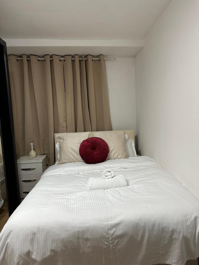 City Lodge Shadwell Londra Exterior foto